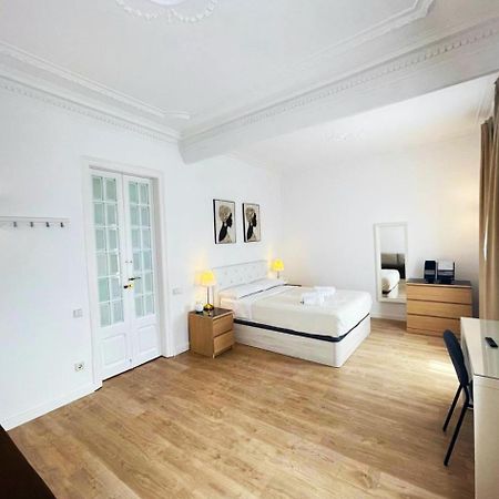 Flor Habitaciones Barcelona Kültér fotó