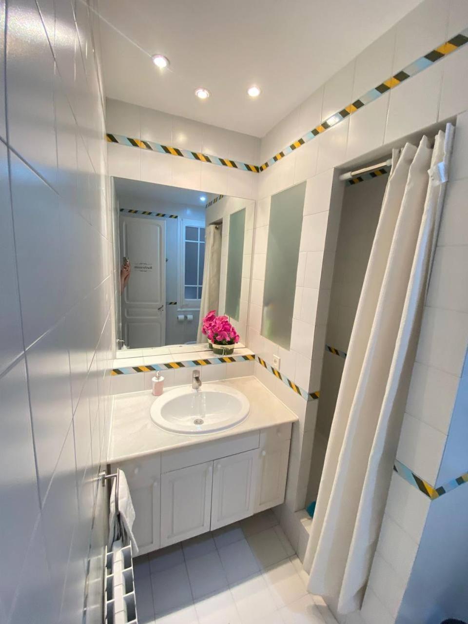 Flor Habitaciones Barcelona Kültér fotó